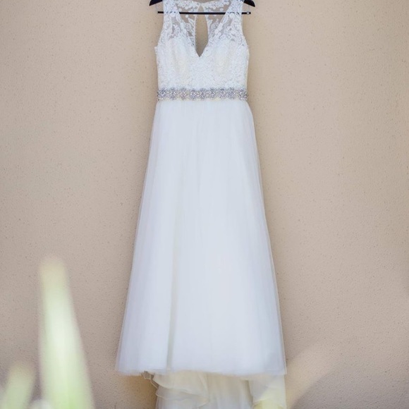 Dresses | Womens White Sleeveless Wedding Dress | Poshmark
